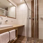 アパートホテル Olympia Tirol 3*