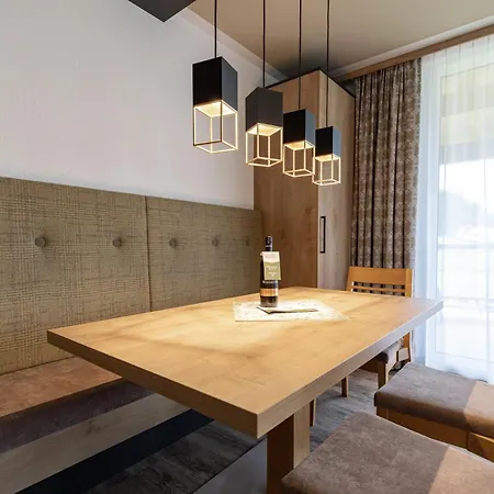 Lägenhetshotell Olympia Tirol 3*