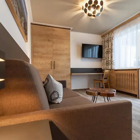 Olympia Tirol Lägenhetshotell 3*